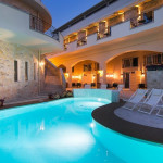 Neikos Mediterraneo Luxury Suites 1