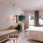 Neikos Mediterraneo Luxury Suites 8